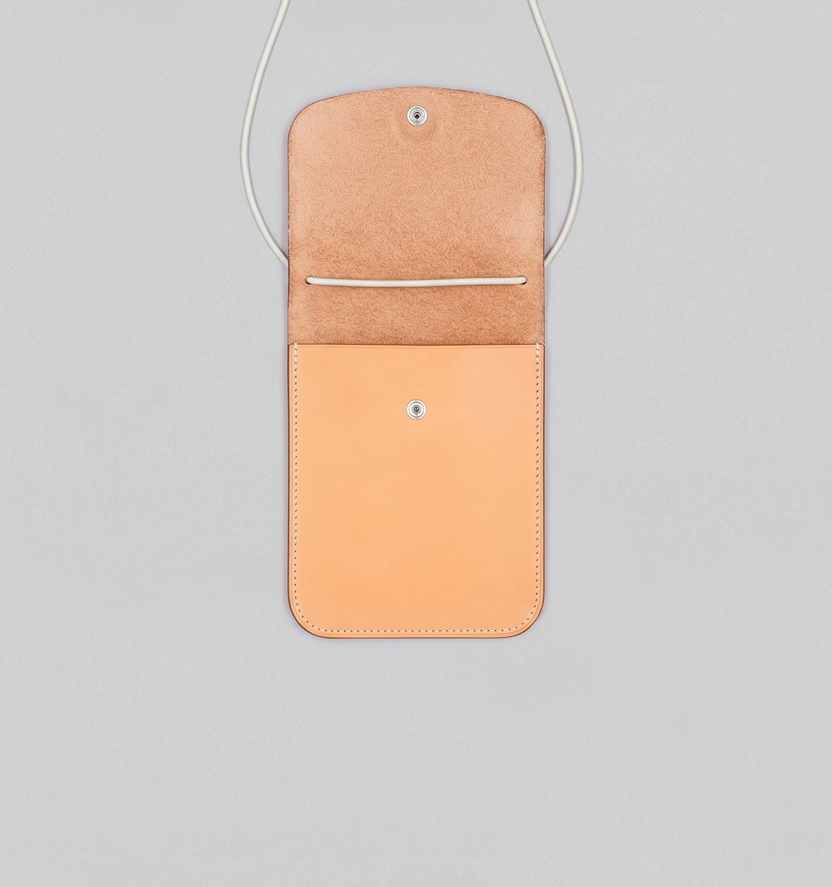Pochette Tour de Cou en Veau Végétal Naturel