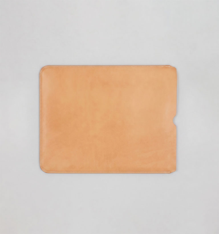 Natural Vegetable Calf laptop sleeve
