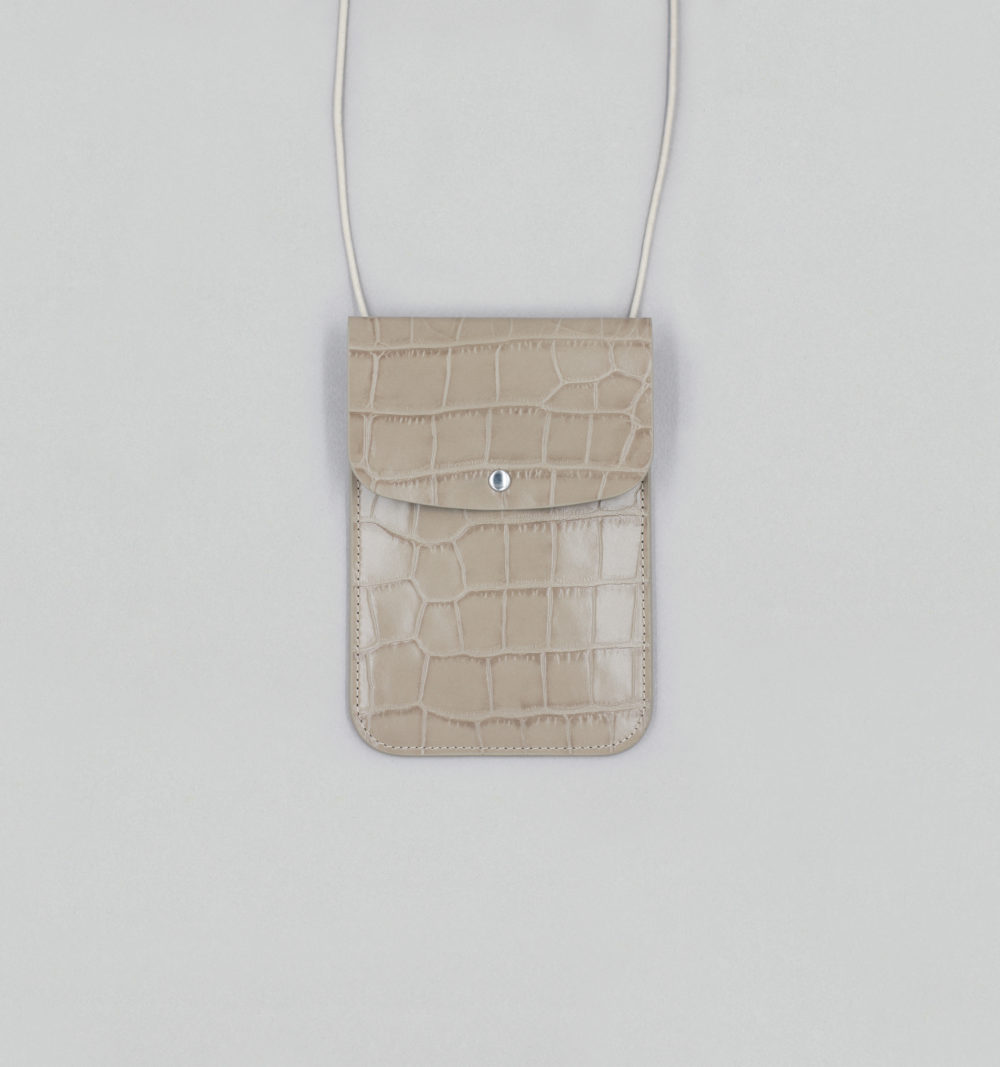 Pochette Tour de Cou En Veau Embossé Façon Crocodile Mastic