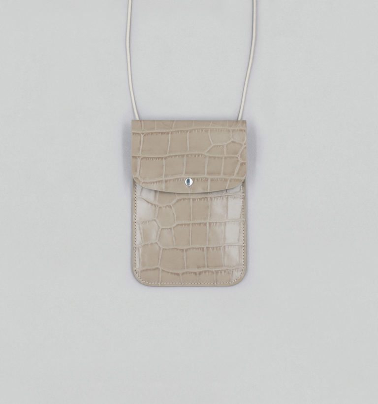 Pochette Tour de Cou En Veau Embossé Façon Crocodile Mastic