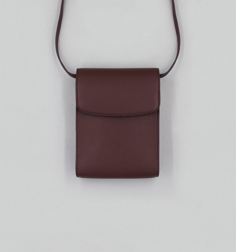 Pochette à Rabat En Taurillon Grainé Grenat
