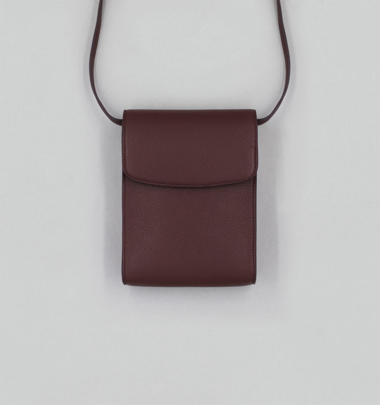 Pochette à Rabat En Taurillon Grainé Grenat