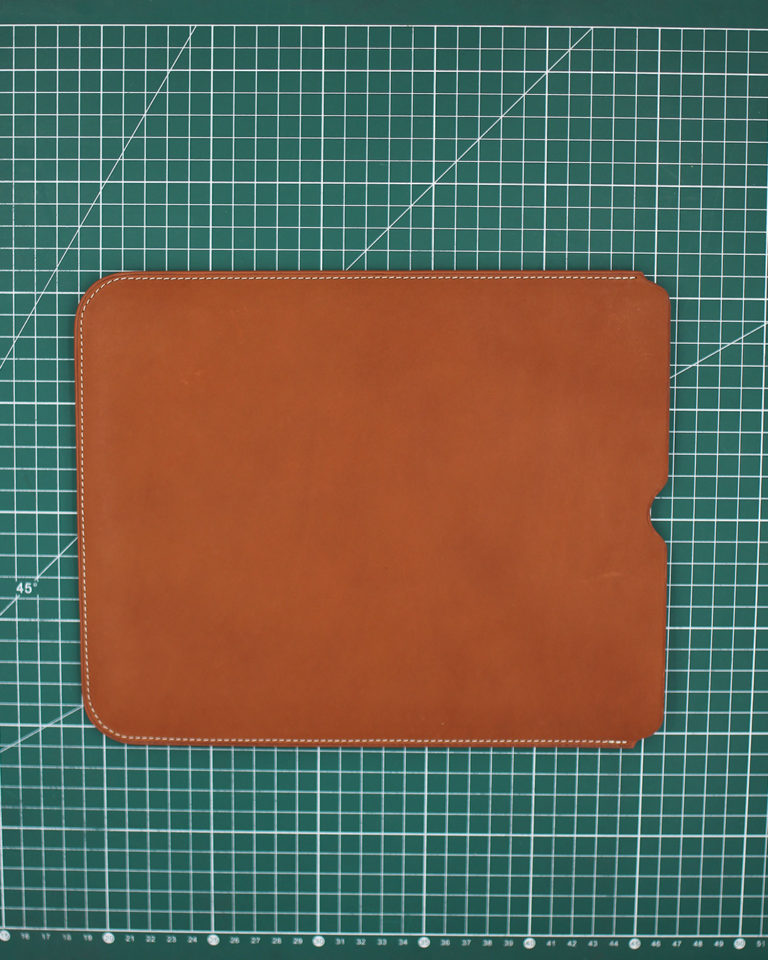 172 - Gold Baranil Calf Laptop Sleeve 11"