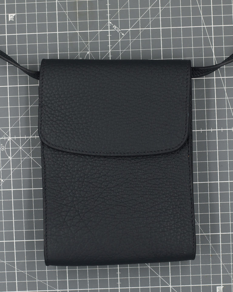 94 - Navy grained taurillon Flap Pouch
