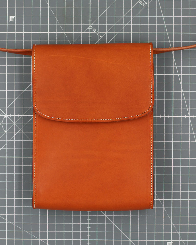 96 - Whiskey Vegetable Calf Flap Pouch