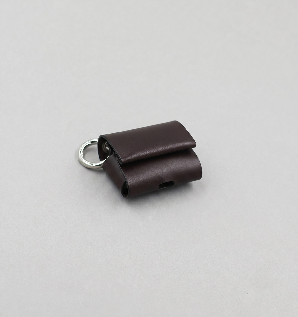 Étui pour Airpods Open Source en Veau Végétal Chocolat