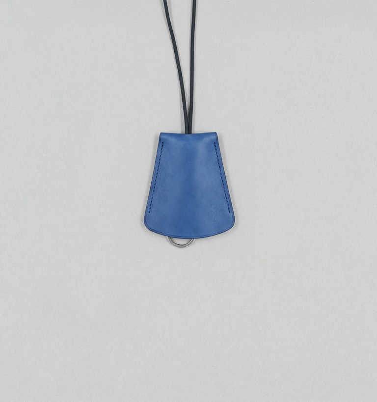 Porte-Clés Cloche en Veau Végétal Bleu Indigo